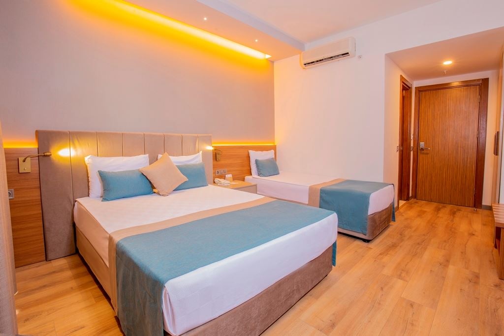 rooms-standart-room-land-view