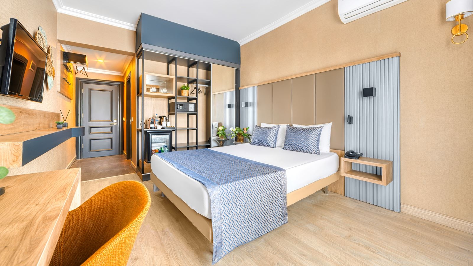 rooms-standard-room-land-view