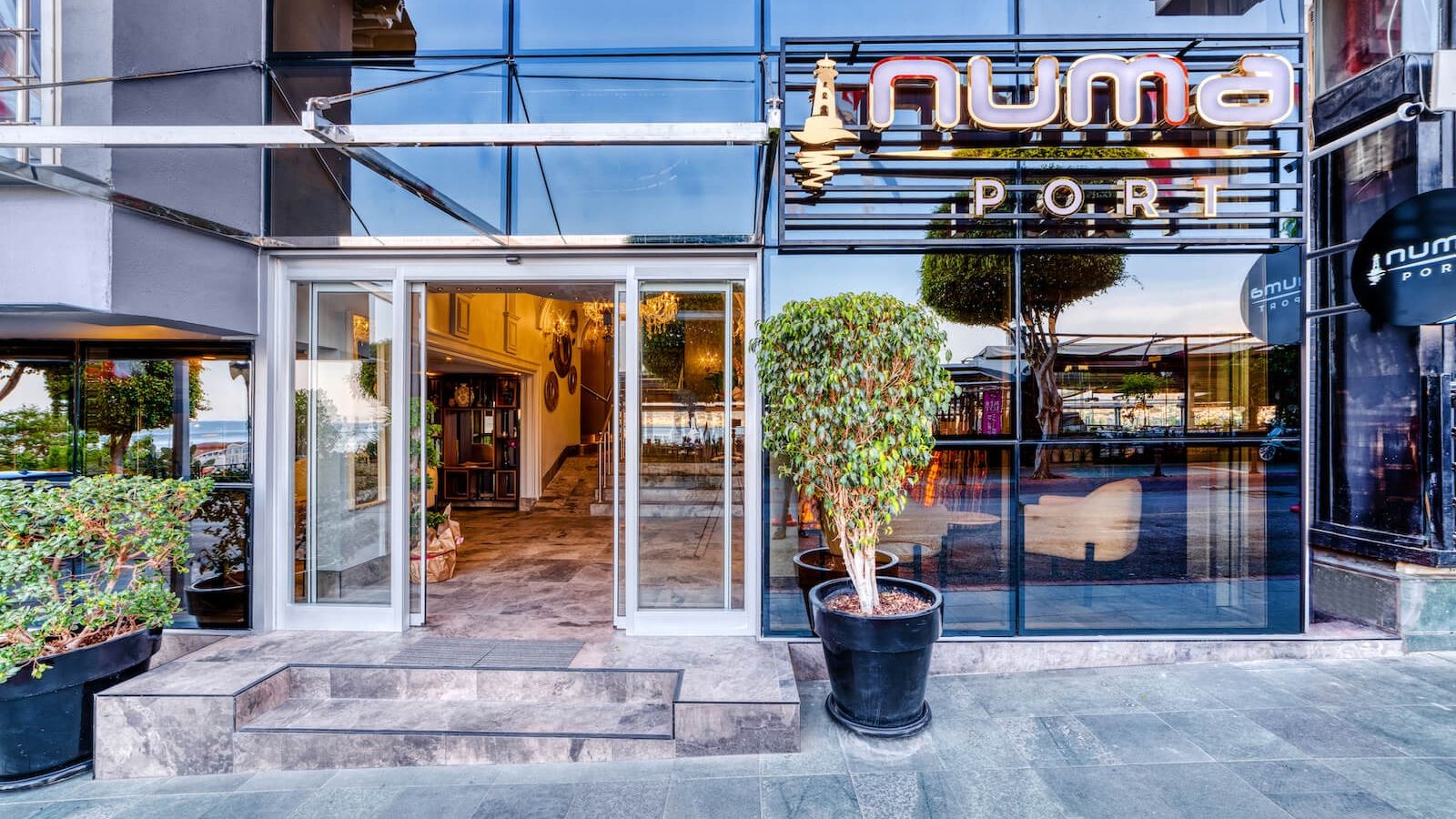 general-main-building