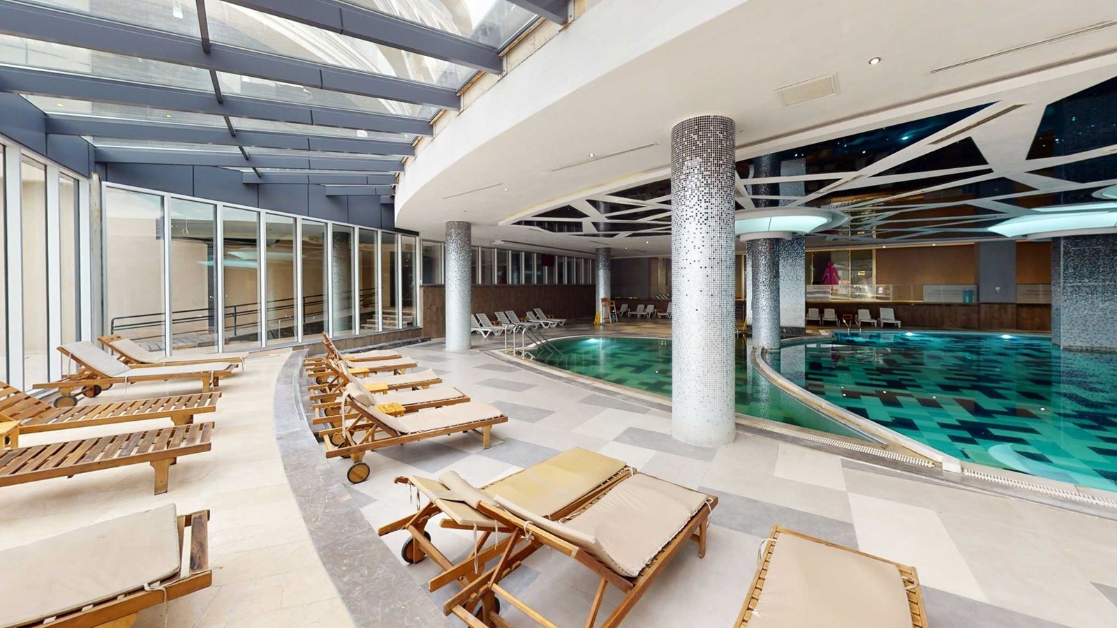 pools-indoor-pool