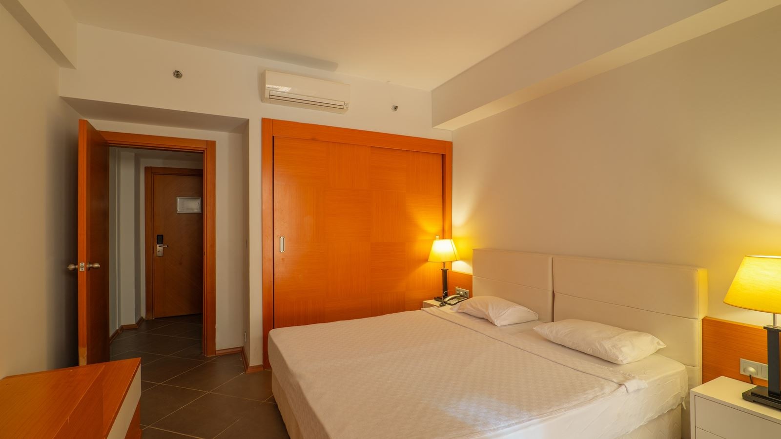 rooms-standart-sea-view-room