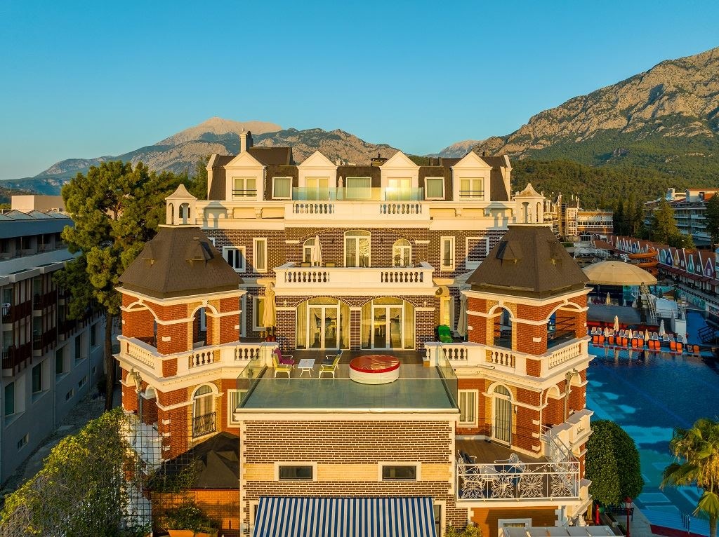 general-main-building