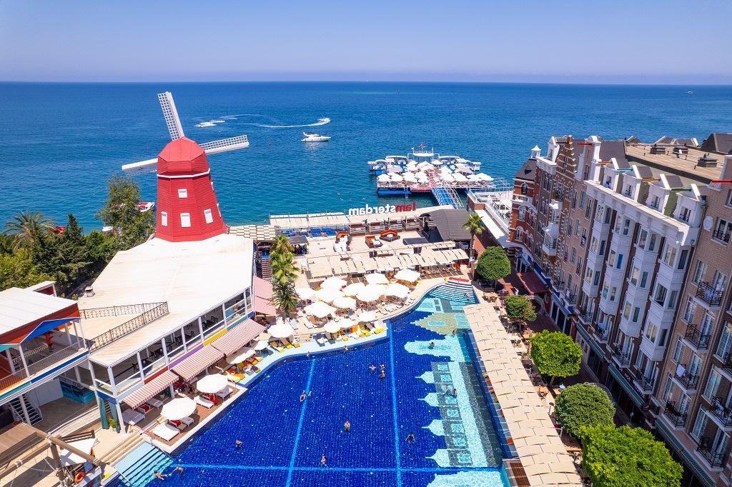 general-main-building