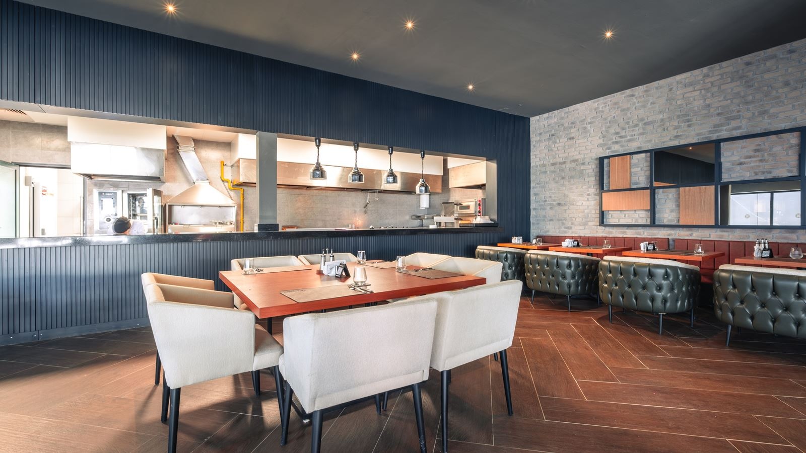 restaurants-she--he-adult-restaurant