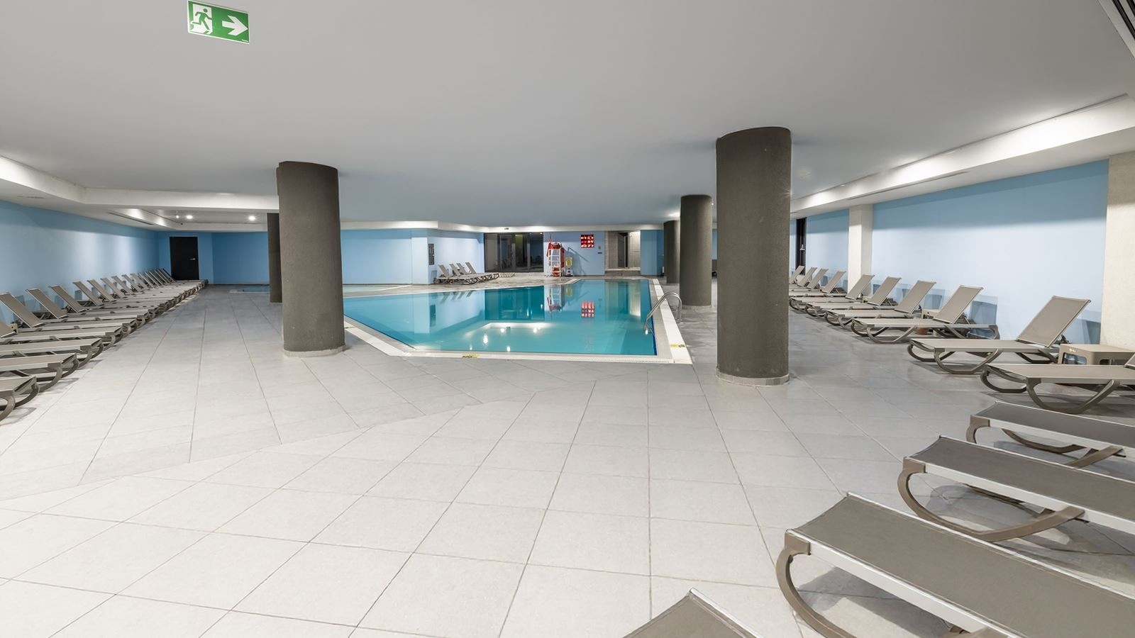 pools-indoor-pool