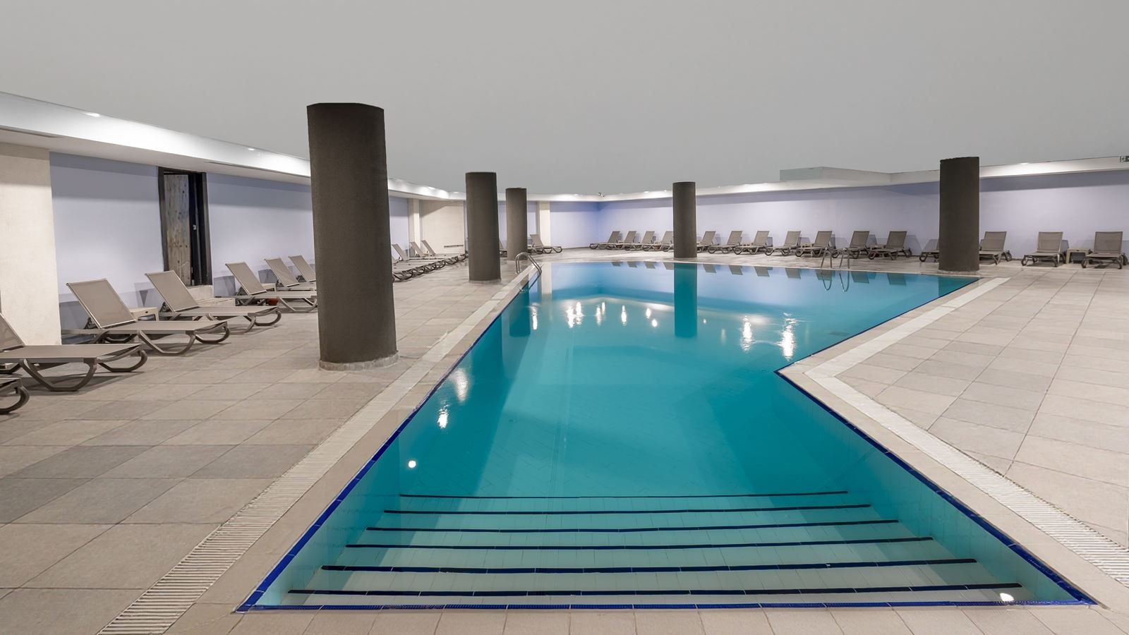 pools-indoor-pool