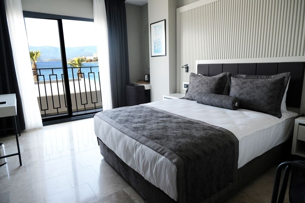 rooms-standard-room-sea-view