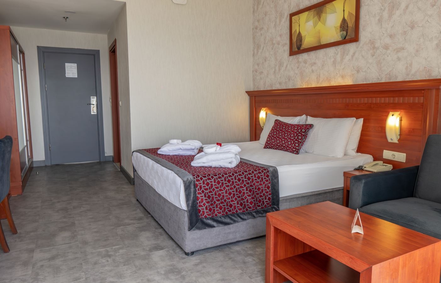 rooms-standard-side-sea-view