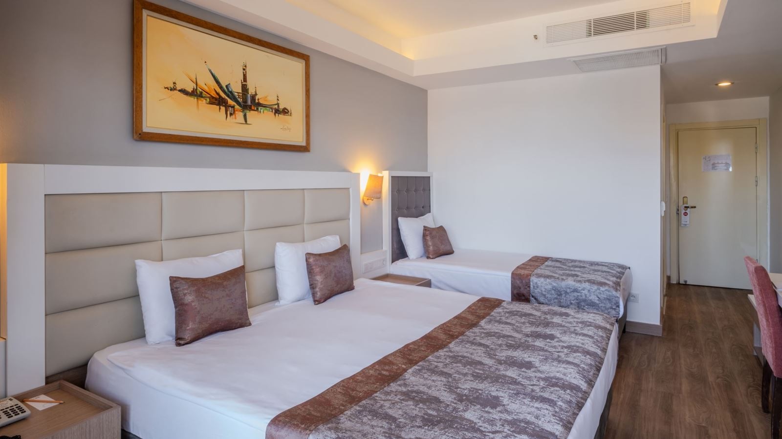 rooms-comfort-room-side-sea-view