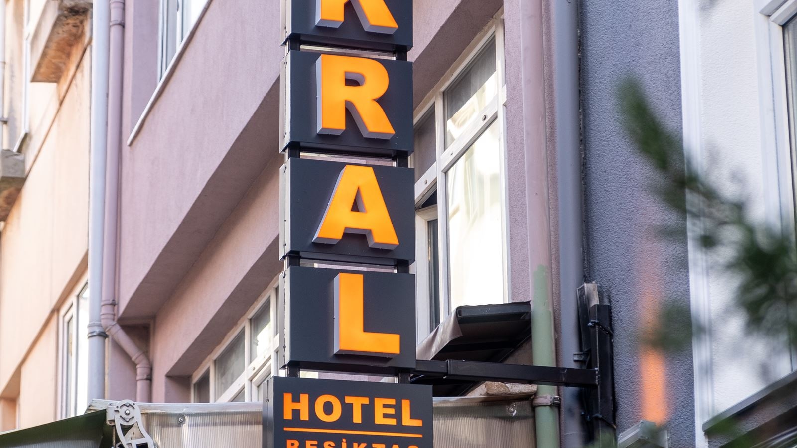 general-main-building