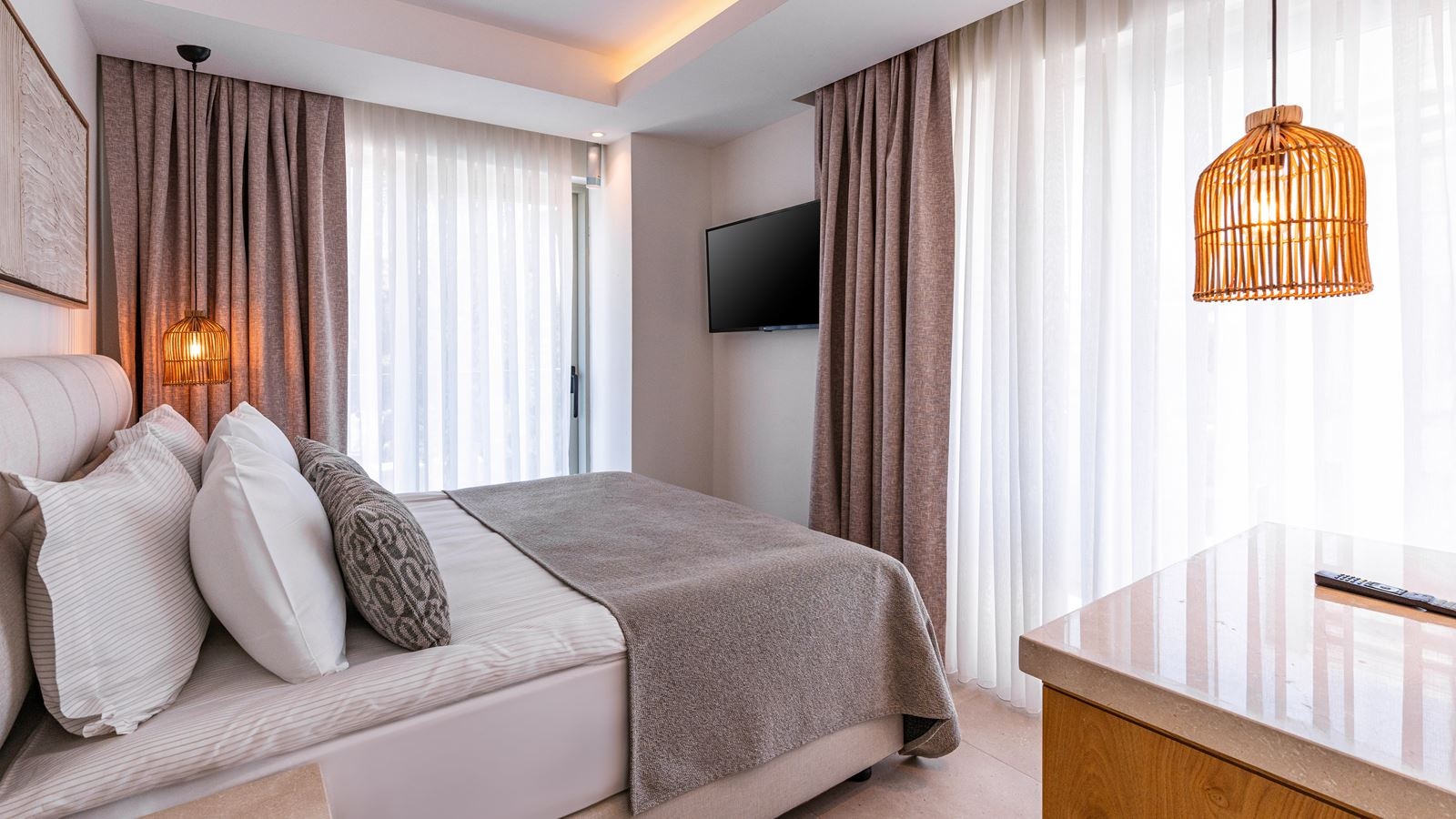 rooms-eco-amarilla-villas