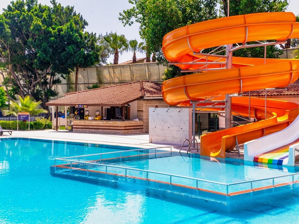 water-park-water-park