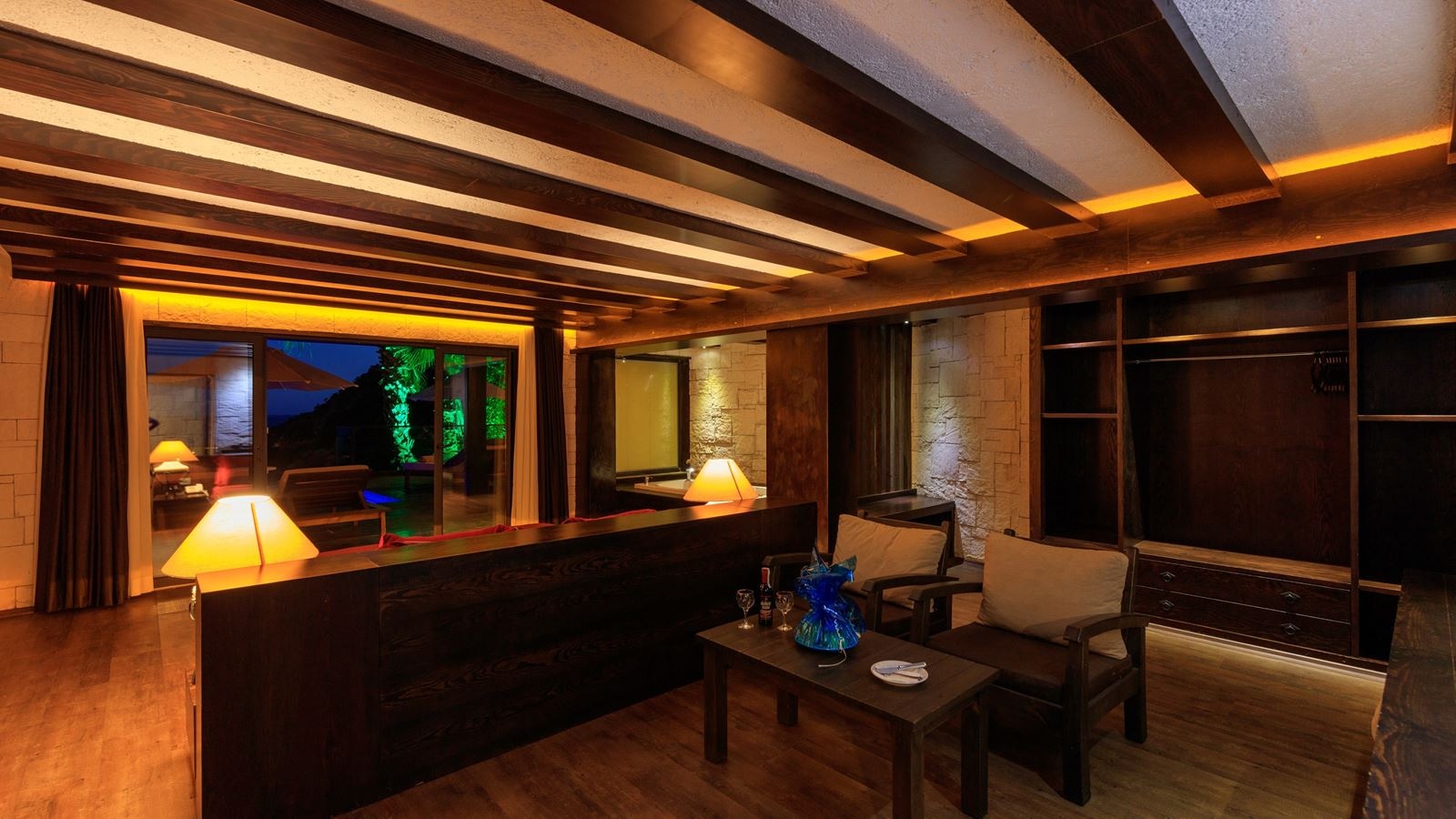 rooms-grand-deluxe-room-with--private-pool