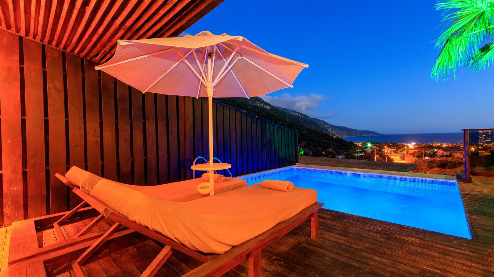 rooms-grand-deluxe-room-with--private-pool