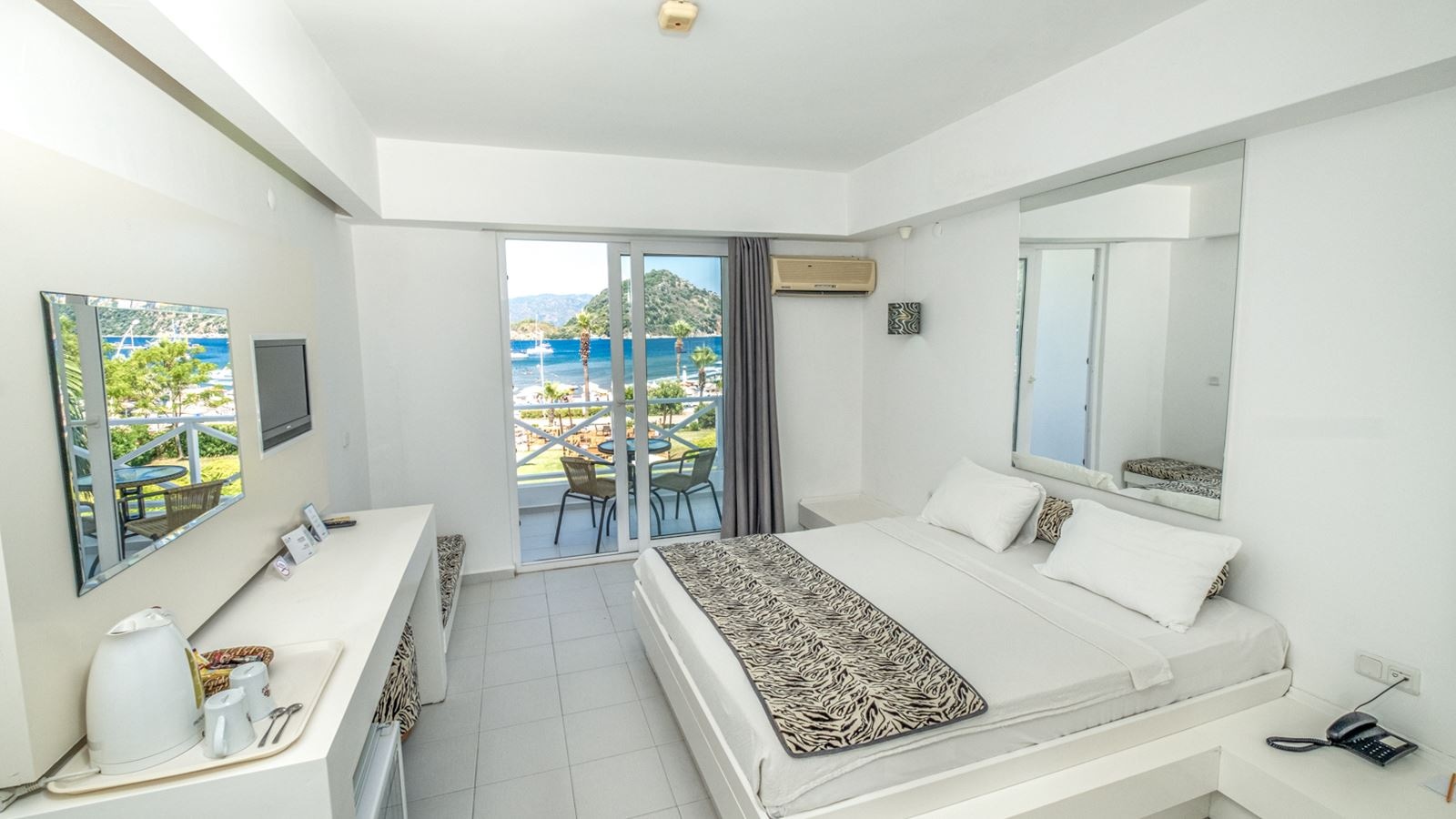 rooms-standard-sea-view