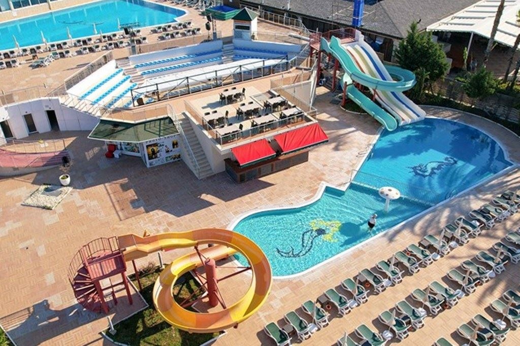 water-park-water-park