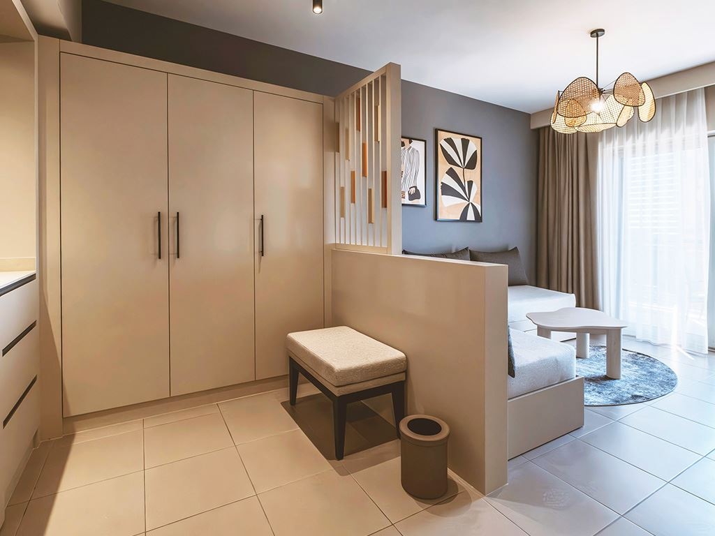 rooms-deluxe-suite-swim-up-adult-only-+12