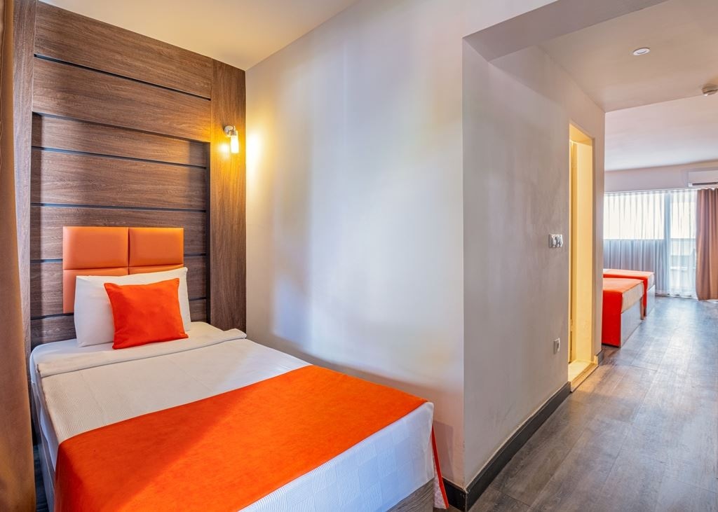 rooms-large-room