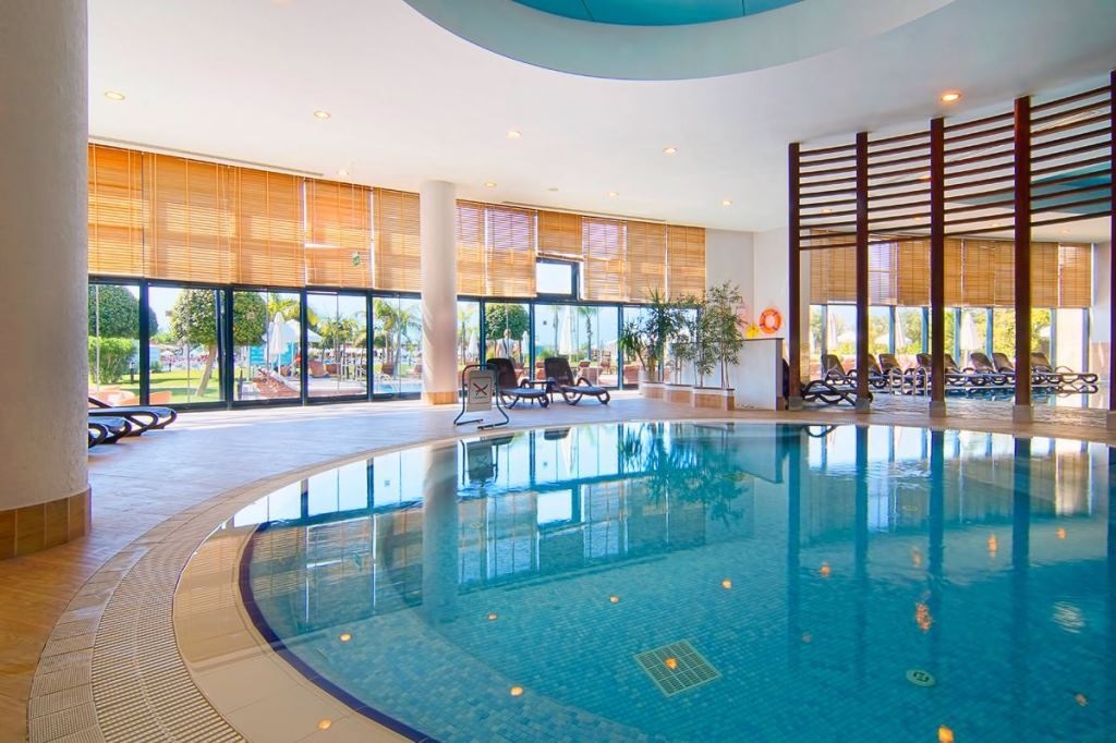 pools-indoor-pool