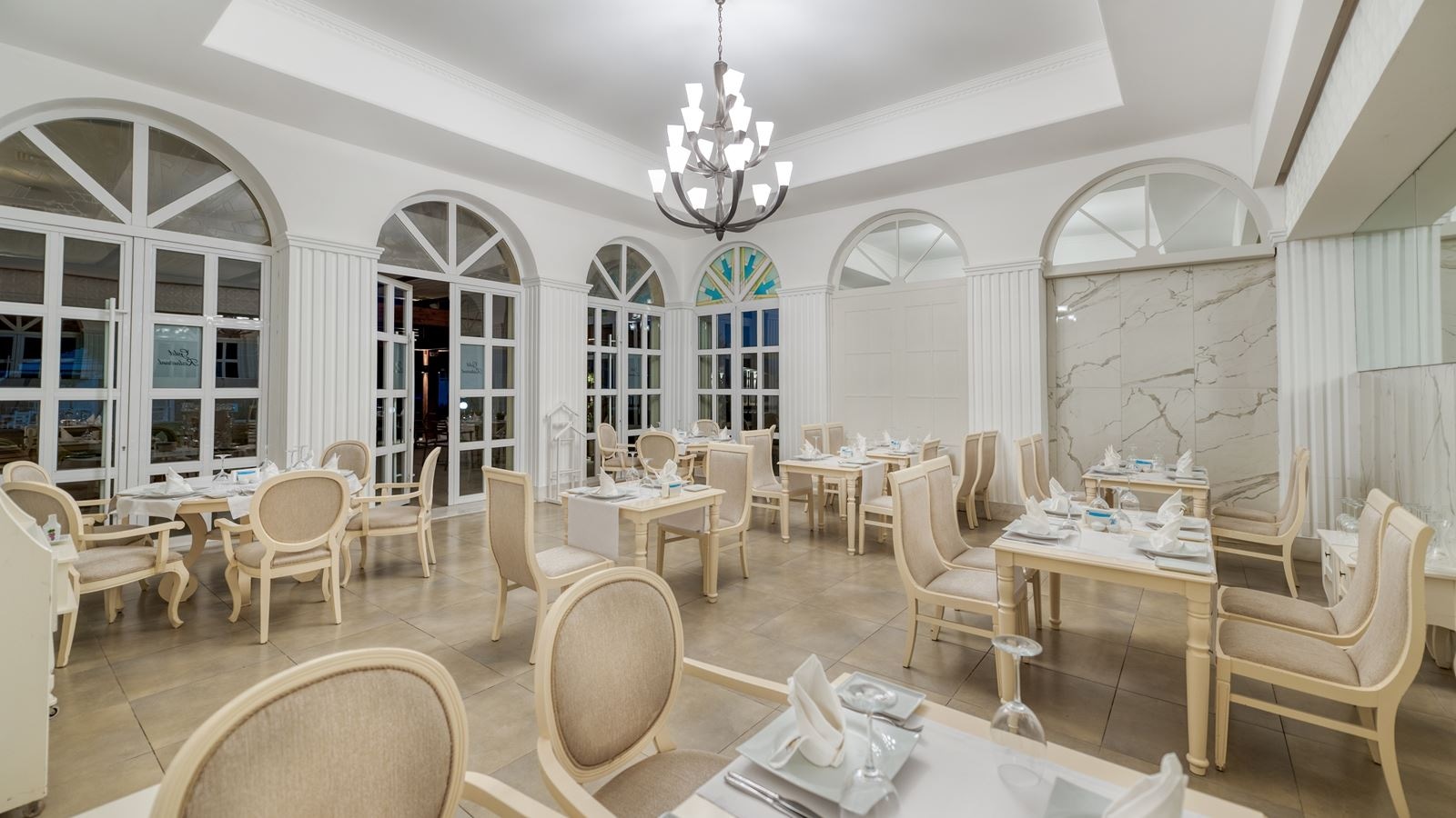 restaurants-mediterranean-ala-carte-restaurant