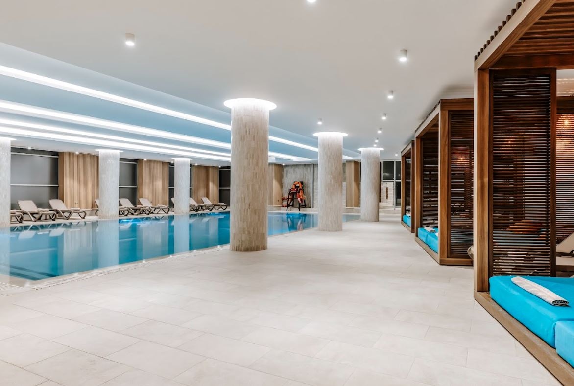 pools-indoor-pool