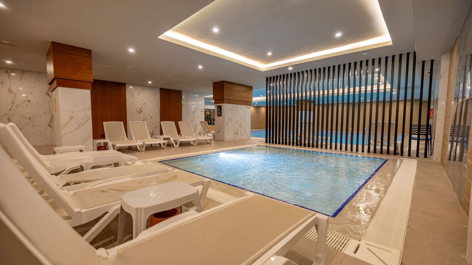 pools-indoor-pool