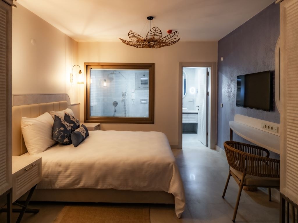 rooms-deluxe-suite-garden-view