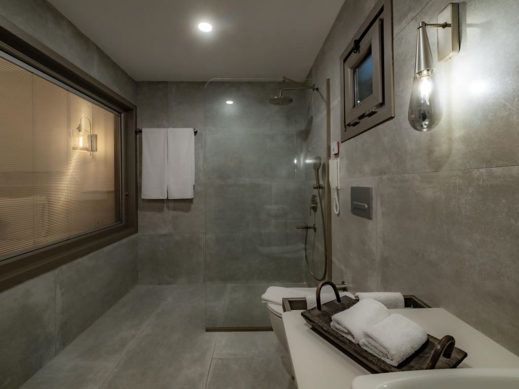 rooms-deluxe-suite-garden-view