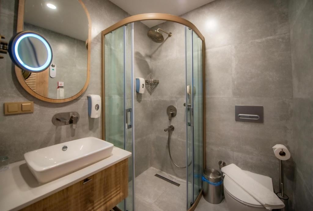 rooms-loft-room-garden-side