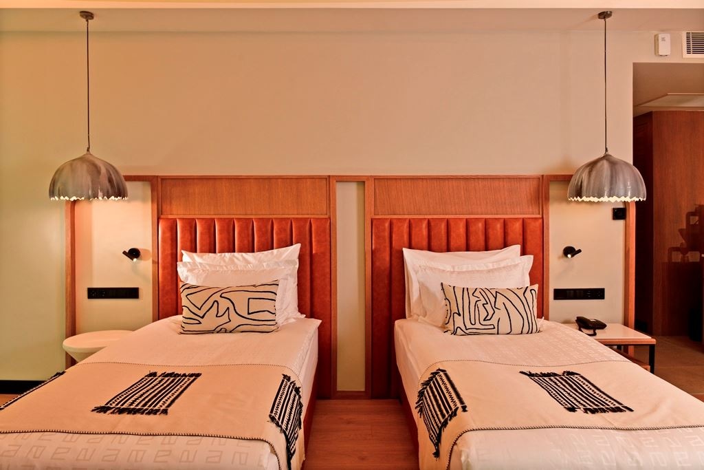 rooms-family-corner-suite--sea-view-