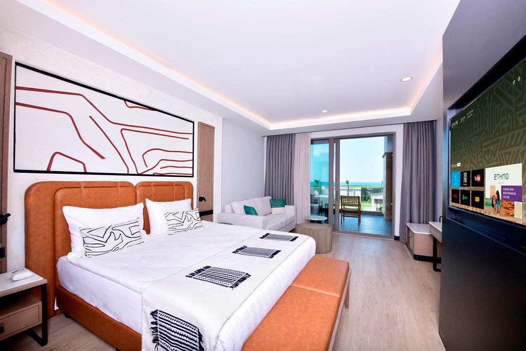 rooms-family-suite-ground-floor-garden-view