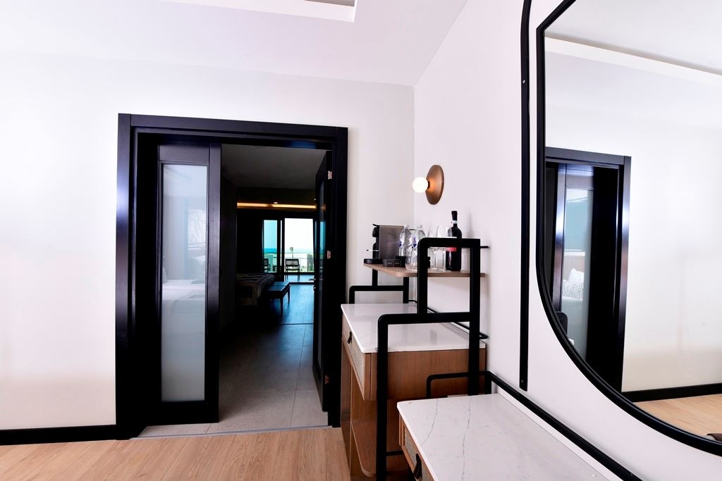 rooms-family-suite-ground-floor-garden-view