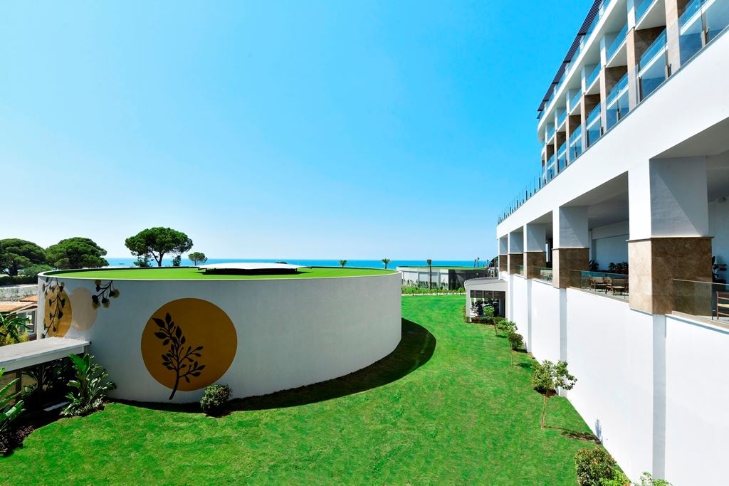 rooms-family-suite-ground-floor-garden-view