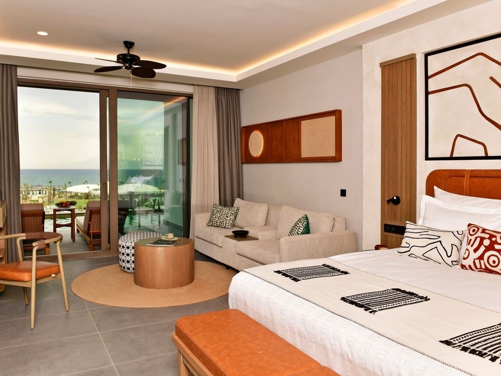 rooms-deluxe-swim-up-infinity-sea-view