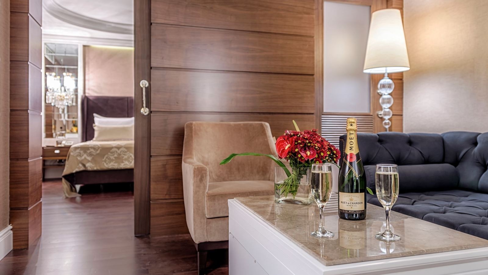 rooms-executive-suite