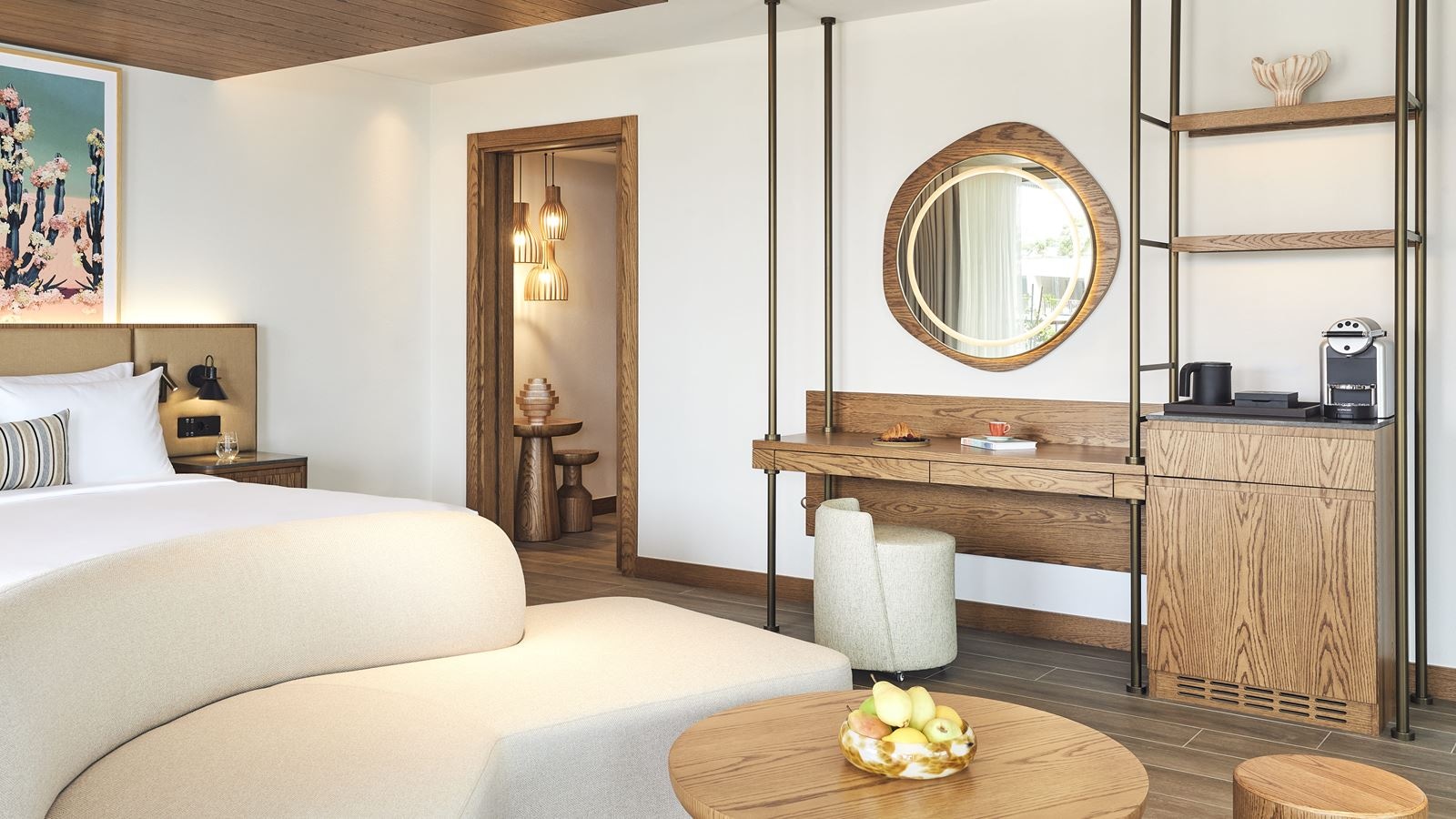 rooms-platinum-suite-poolview