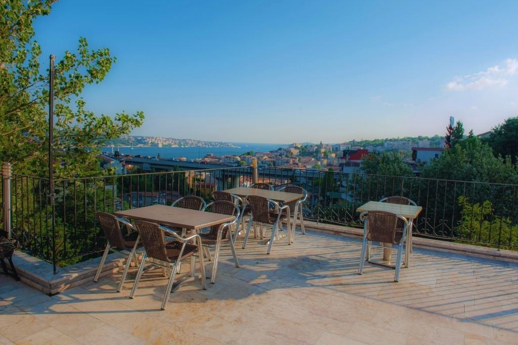 general-main-building