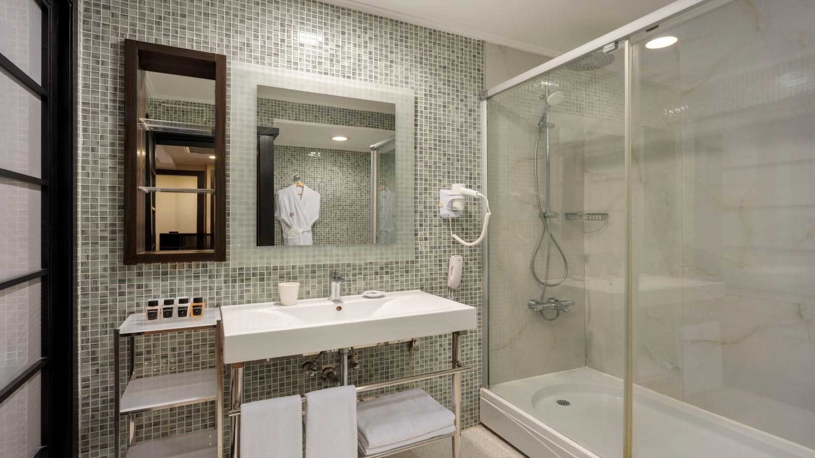 rooms-standard-room