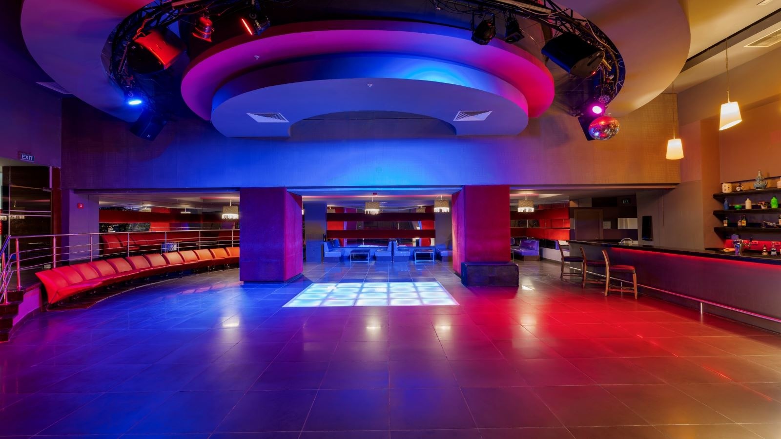bars-after-ten-disco