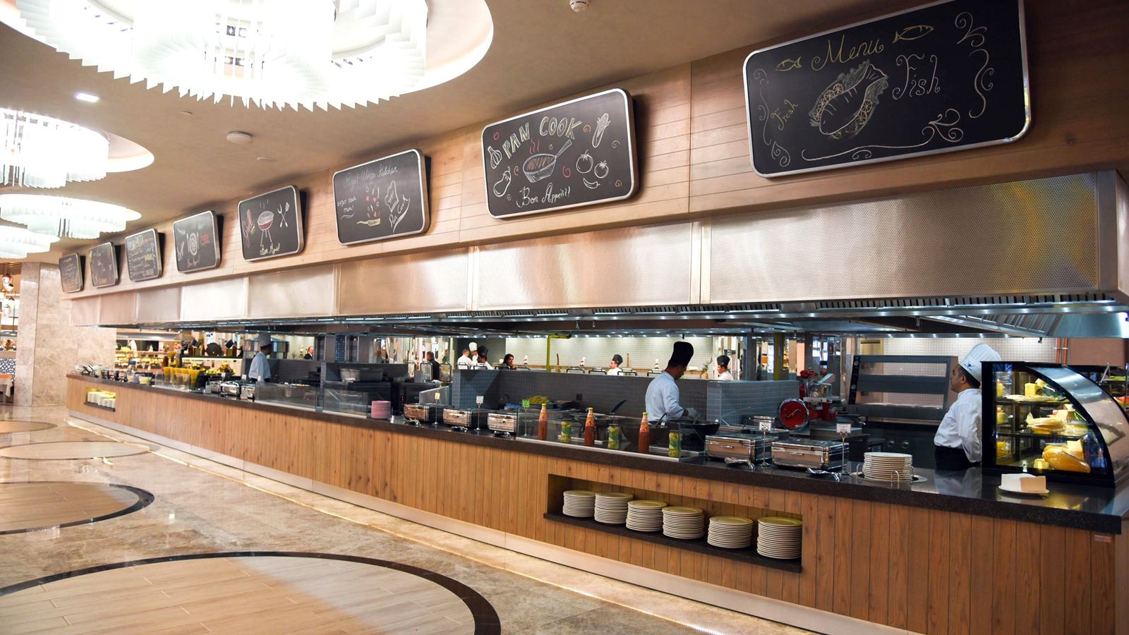 restaurants-royal-main-restaurant