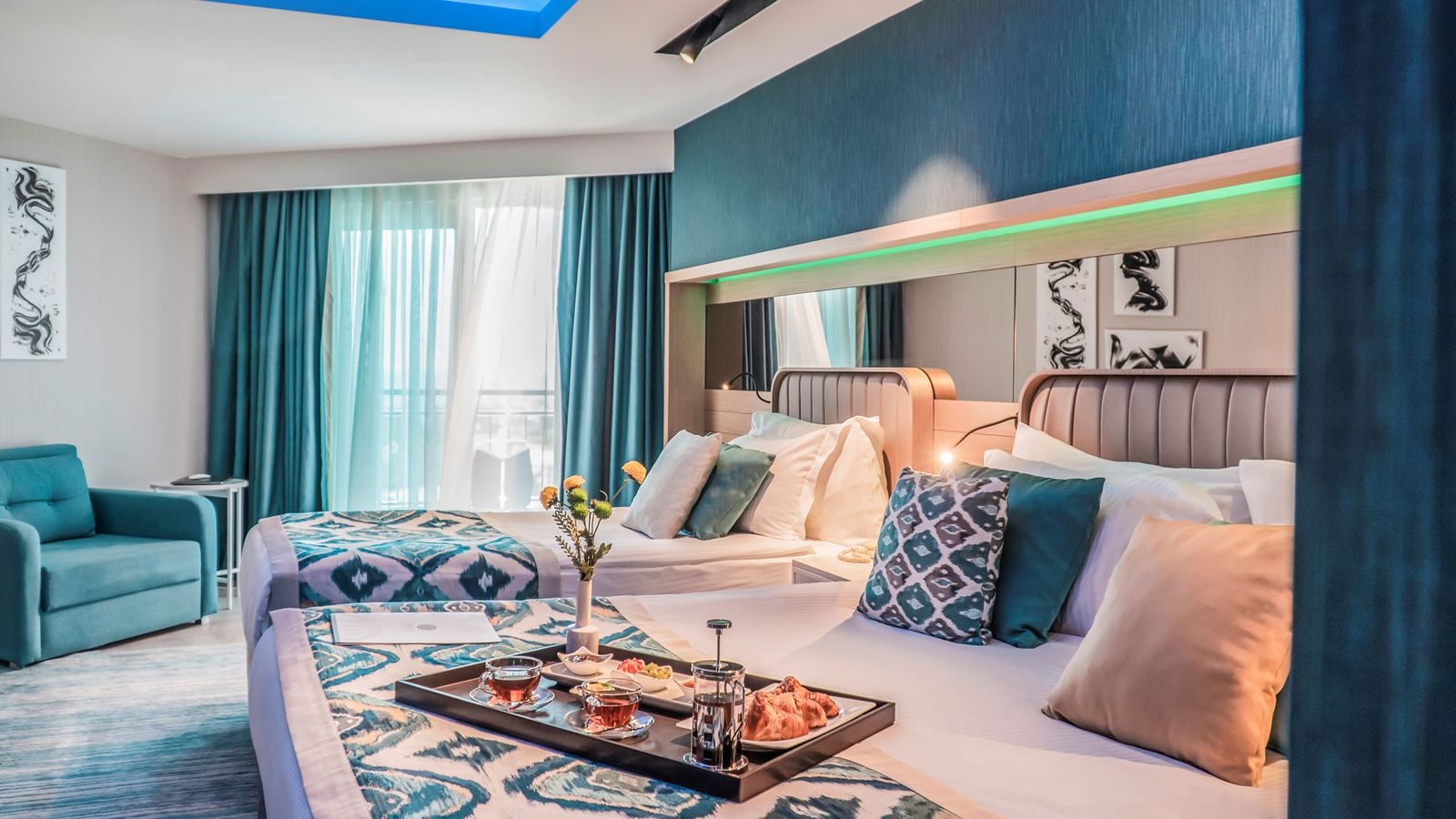 rooms-superior-standard-room-land-view-with-balcony