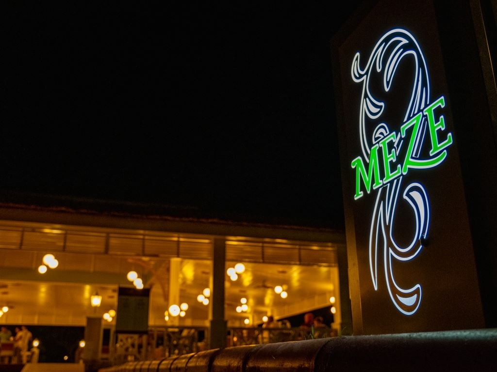 restaurants-meze-turkish-alacarte-restaurant