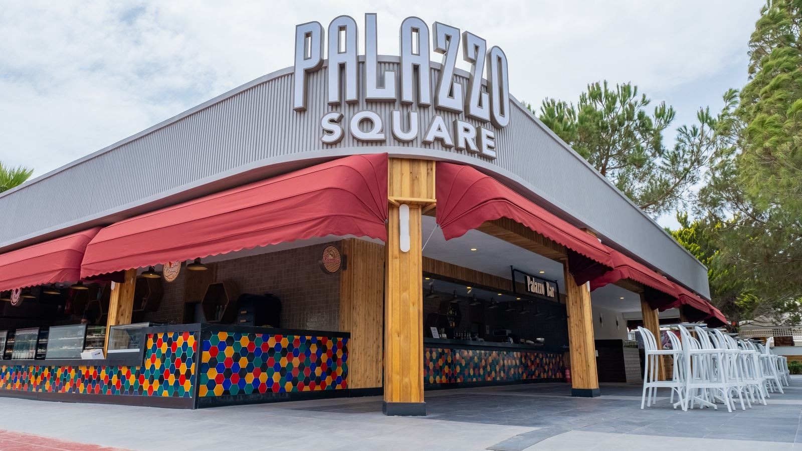 restaurants-main-building