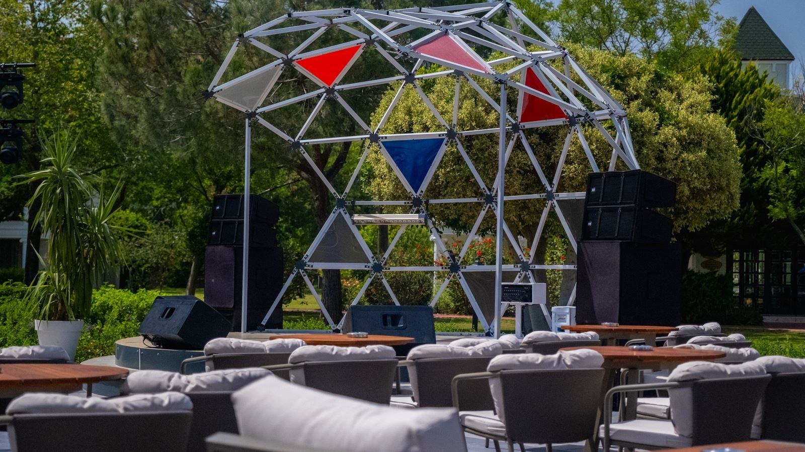 animation-main-building