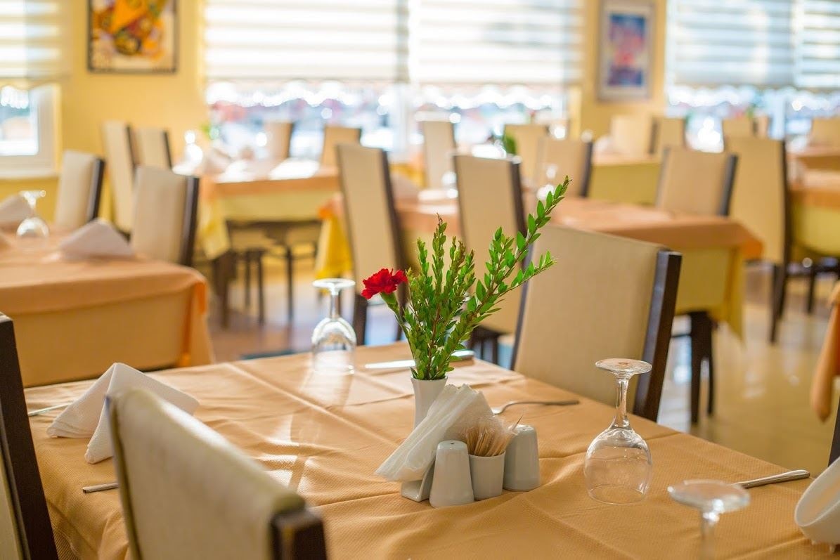 restaurants-main-restaurant