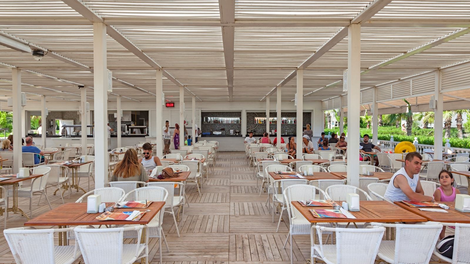 restaurants-moonlight-snack-restaurant