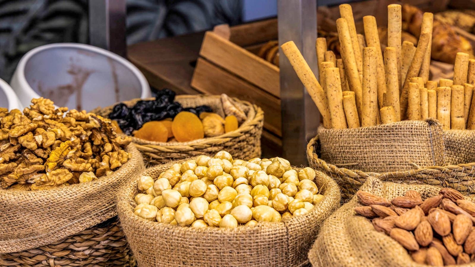 restaurants-restaurant