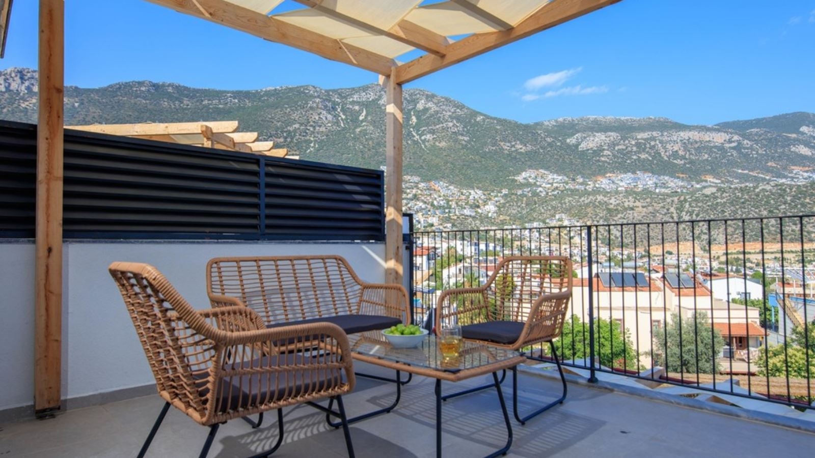 rooms-teras-jakuzi-suit