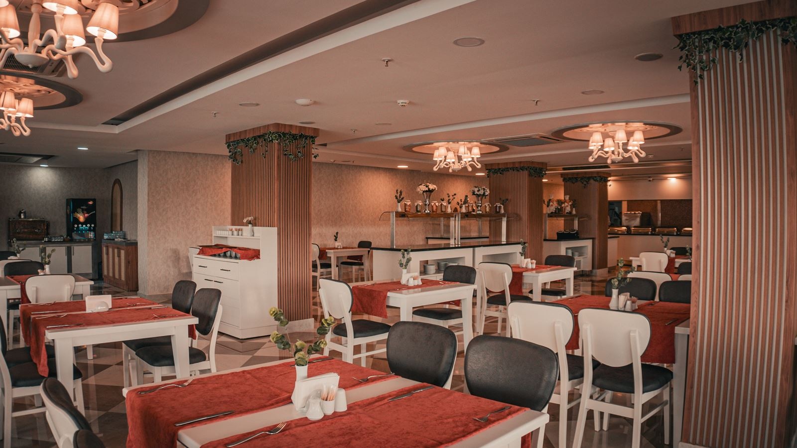 restaurants-main-building