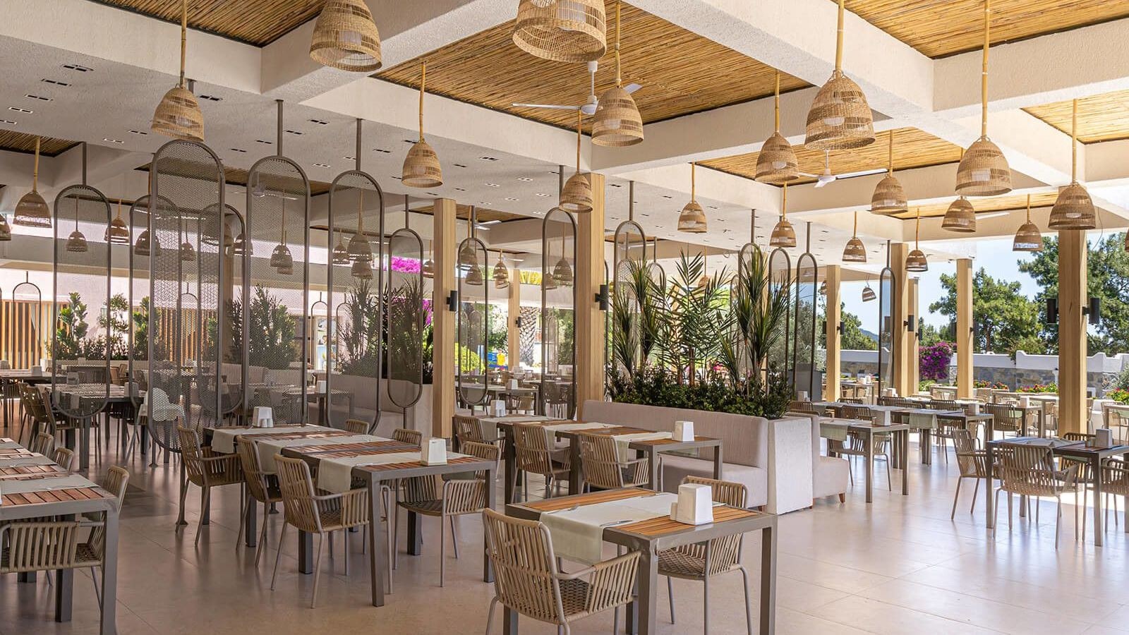 restaurants-main-restaurant